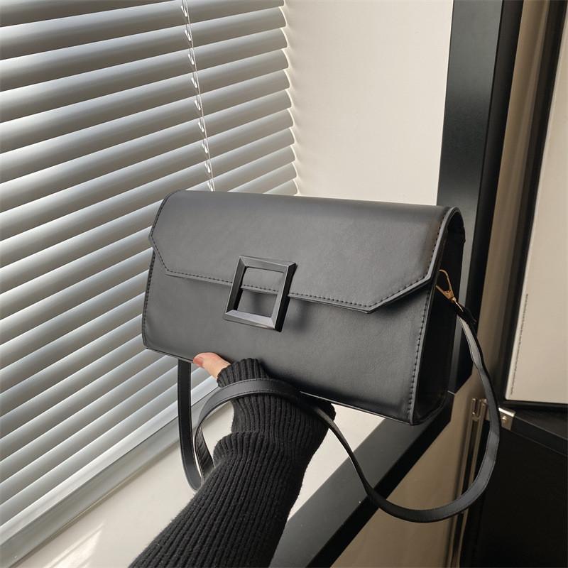 

Fashionable Colorful Square Clasp Women s Bag 2024 New Urban Casual Commute Lady s Small Square Bag чёрный