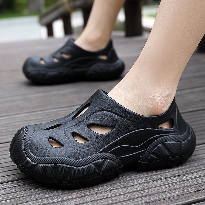 

Туфли с дырочками на толстой подошве, мужские нескользящие уличные тапочки-мешки, износостойкие простые пляжные сандалии на мягкой подошве 39 (inner length 24.5cm)