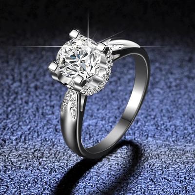 Anillo de plata de ley S925 con un quilate de diamante moissanita de cuatro garras cuerpo ligero anillo de boda anillo de compromiso diamante anillo de regalo para novia