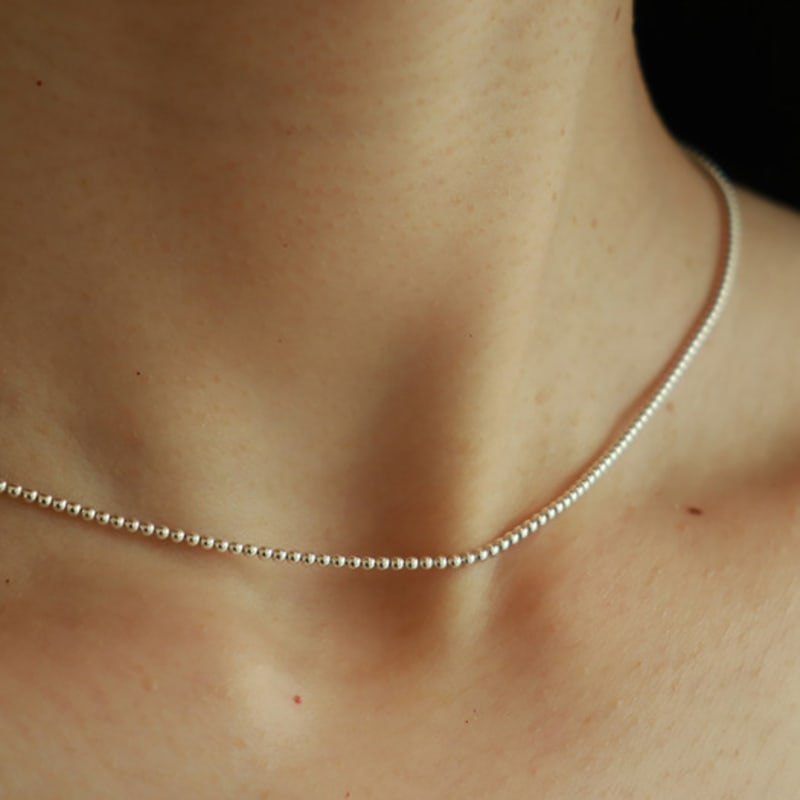 Less is more silver small ball necklace_2way