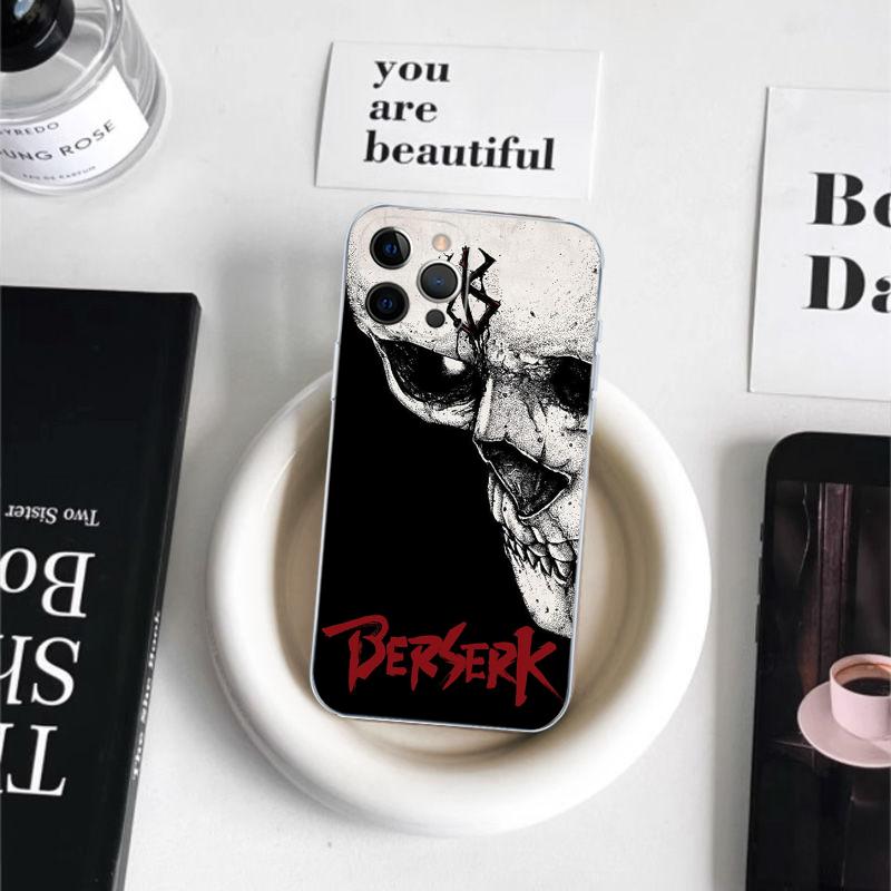 Japan Anime Berserk Guts Phone Case For iPhone 15 14 11 12 13 Mini Pro XS Max Cover 6 7 8 Plus X XR SE 2020 Funda Shell