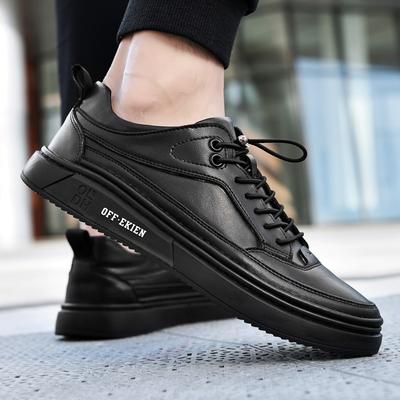 Mode für Herren, neue Mode, luxuriöse Wander- und Sportschuhe, für den täglichen Weg zur Arbeit, lässige Herrenschuhe, bequeme und vielseitige Schnürschuhe
