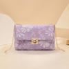 Fashion Embossed Floral Crossbody Bag Gold Chain Shoulder Strap Turn Lock Closure for Weekend Travel Outdoor