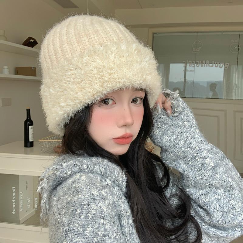 Versatile Velvet Knitted Hat for Outdoor Travel Windproof and Warm Hat Korean Style Casual Large Head Cap