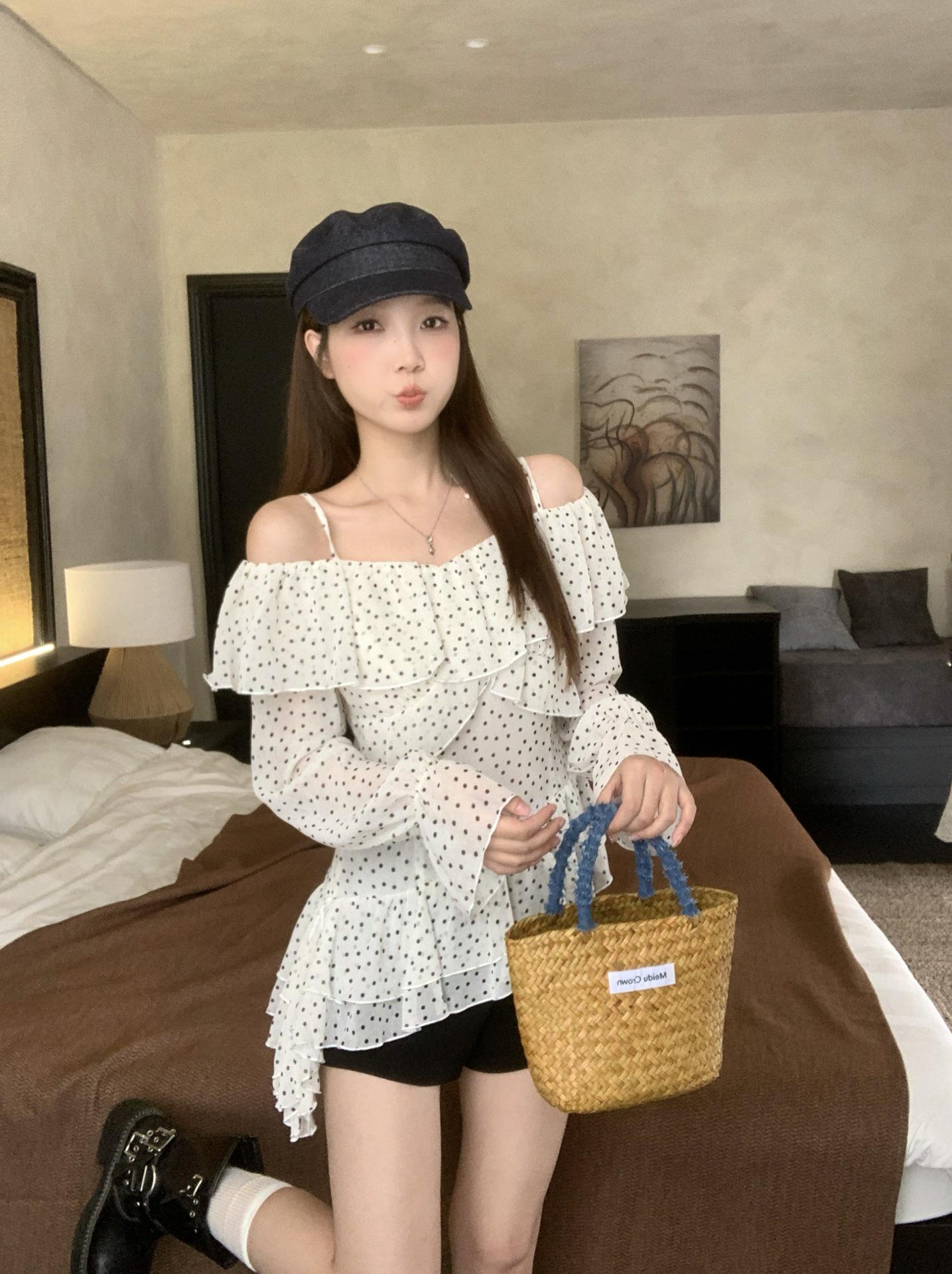 Plus Size Women s Polka Dot Ruffle Off-Shoulder Top 4XL (for 170-190 jin)