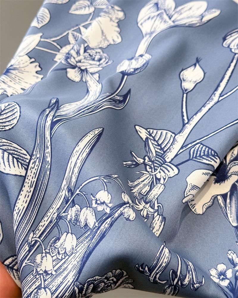 90*90cm Luxury Square Silk Scarf For Women Fashion Print Shawl Warps Elegant Neckerchief Bandanas Hijab Soft Stain Ladies Scarf
