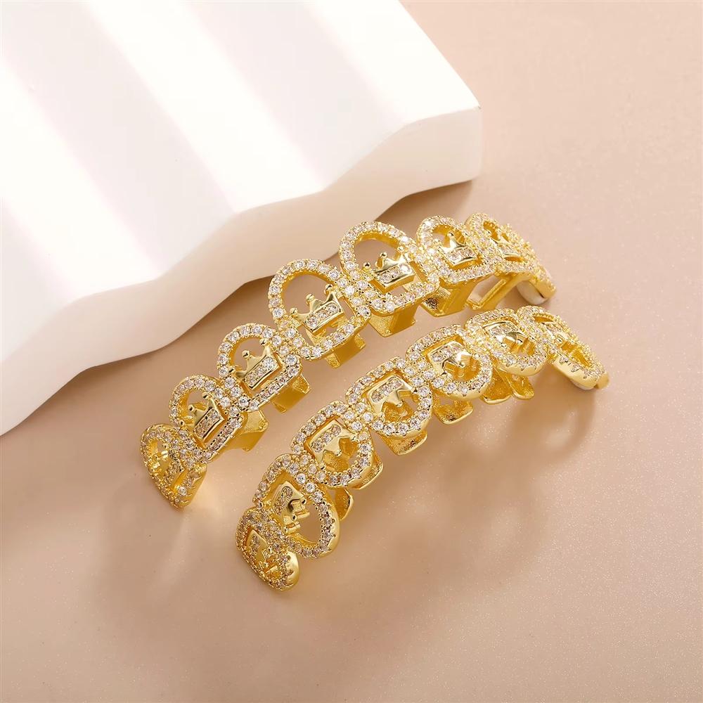 Hip Hop Iced Out Zähne Grillz 18K Gold Plated Grillz Bling Krone 8 Zähne Grillz Form Rapper Körperschmuck Geschenk