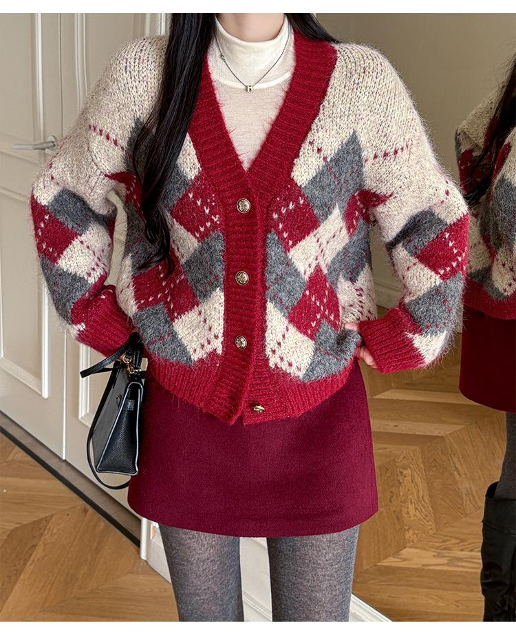 2026 Autumn/Winter Retro Academy Style Loose Knit Cardigan Sweater for Women