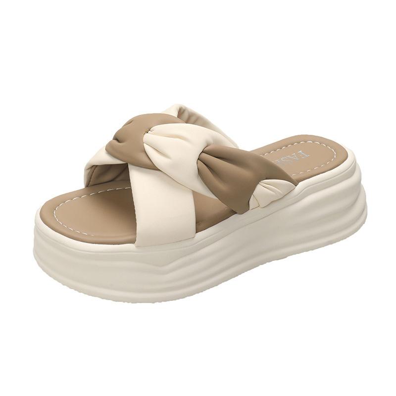 

New thick-soled high-end cool slippers for women s summer outer wear skirt fashion with beach sandals one-word drag 41