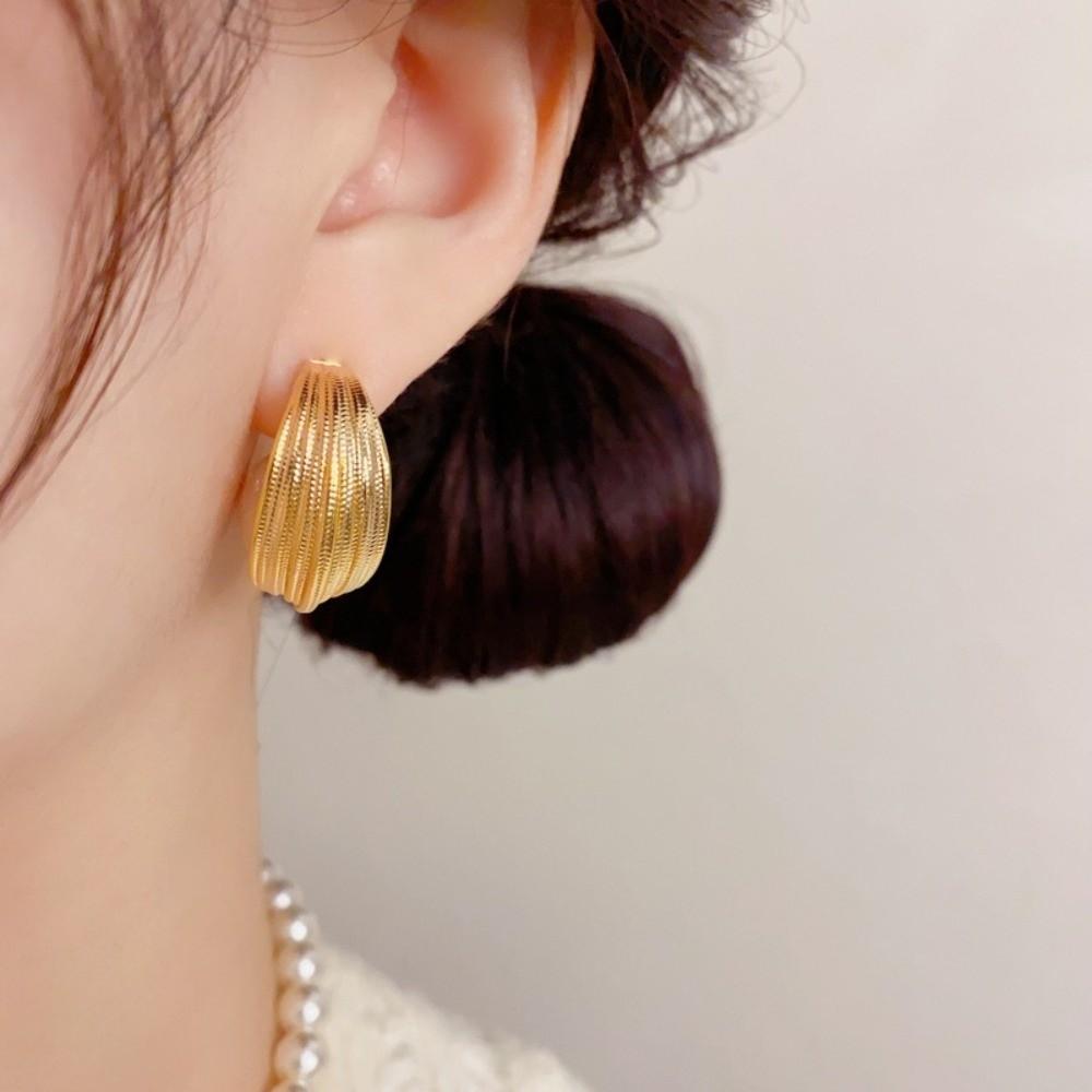 Vintage Geometric Bead Earrings Striped Oval Huggie Earrings Trendy Hoop Earrings For Women