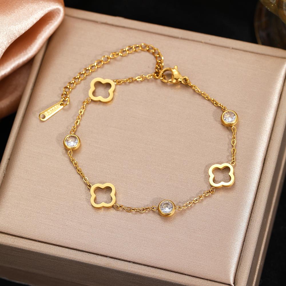Stainless Steel Lucky Hollow Clover Crystal Zirconia Bracelet Simple And Generous Design Wrist Jewelry For Women's Daily Wear