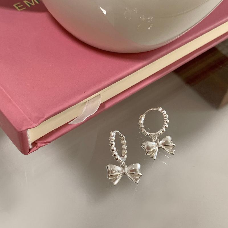 Women Sweet Bow Design Exquisite Cute Fashion Ear Cuff Earrings