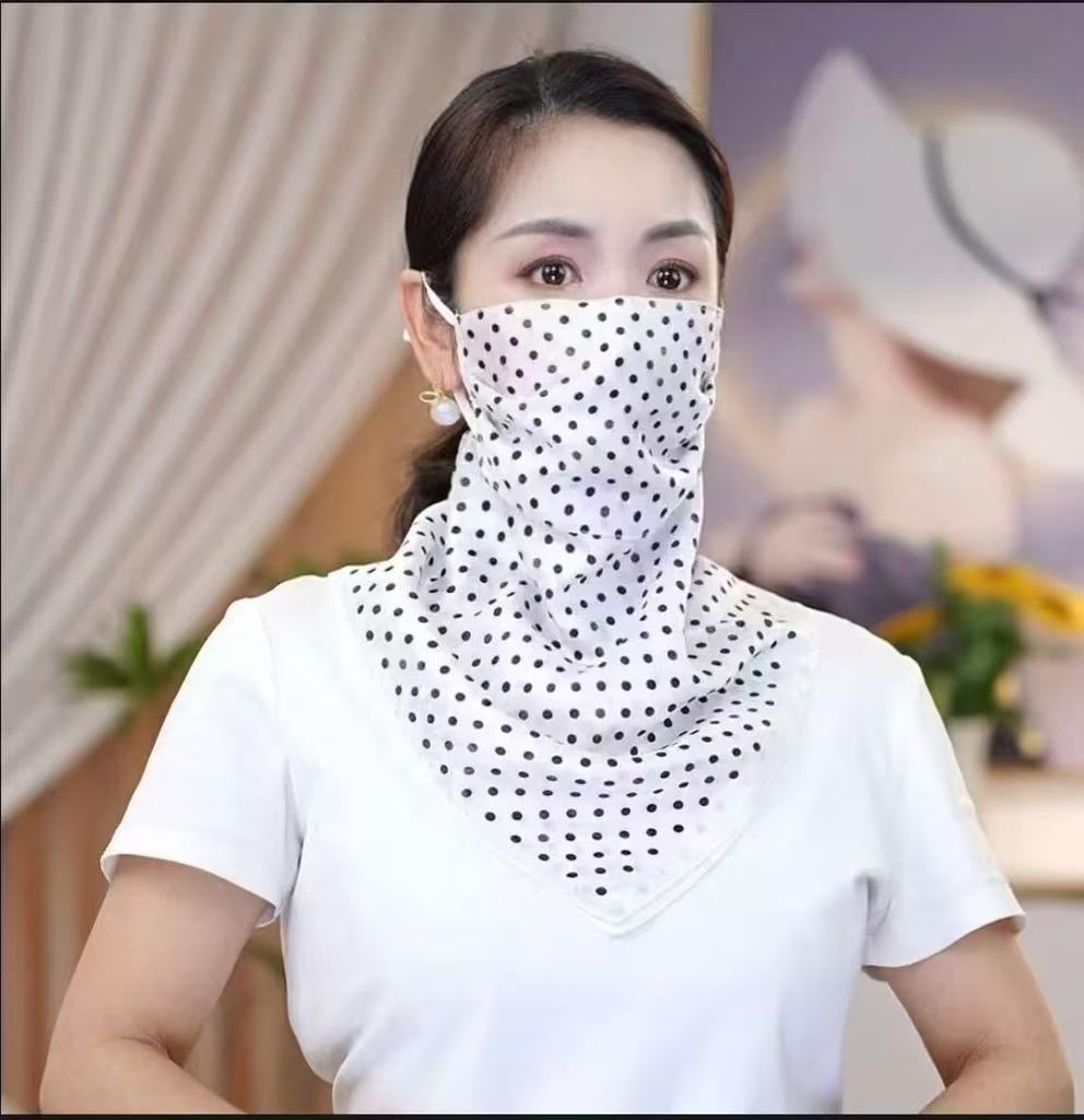 Oddychający szalik na szyję na zewnątrz trójkątna maska na twarz cienka wersja pyłoszczelna popularny styl styl kasku motocyklowego zasłona na twarz
