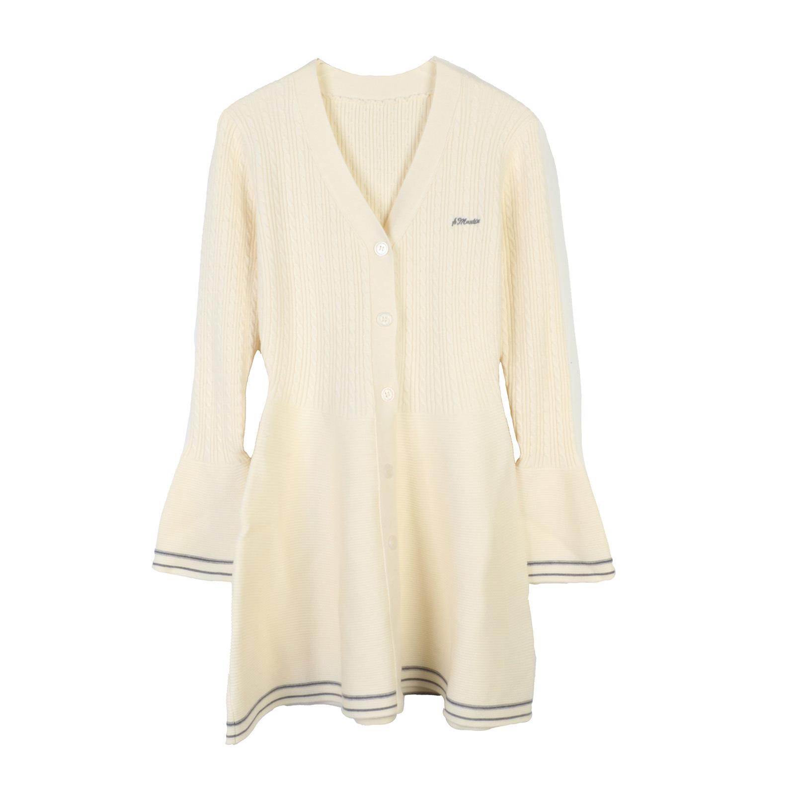 

Французская нишевая модель Весна/Лето 2025 Социальный стиль Однотонное платье с V-образным вырезом и оборкой по подолу Medium