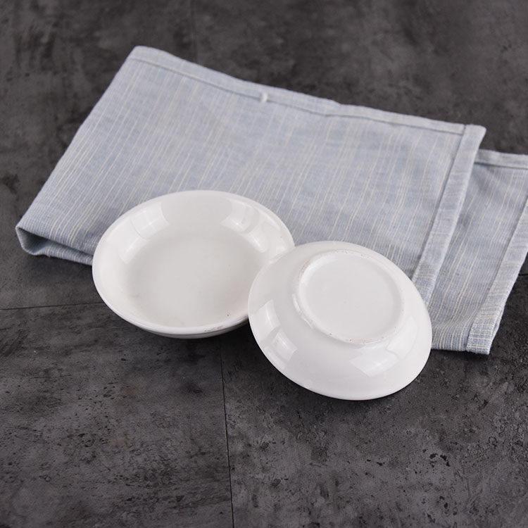 Pure White Ceramic Seasoning Dish for Soy Sauce and Vinegar - Ideal for Creative Hotel or Restaurant Use
