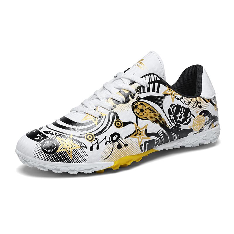 A Pair of Student Four-season Leather Football Shoes with Stud Detailing, Wear-resistant Football Shoes, Sizes 31-44