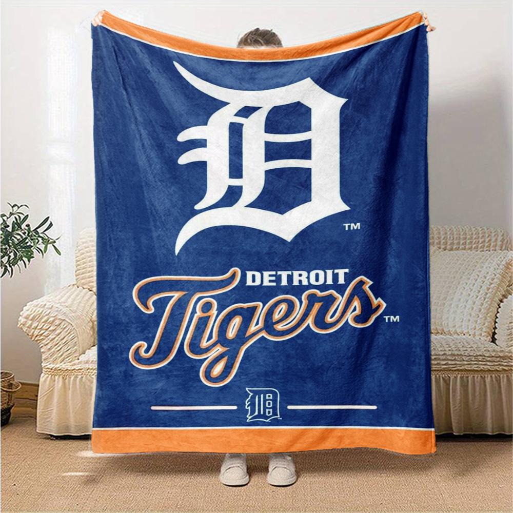 Detroit Tigers Print Flannel Blanket High Quality Warm Comfortable Cover for All Seasons Perfect for Gifts Home Decor