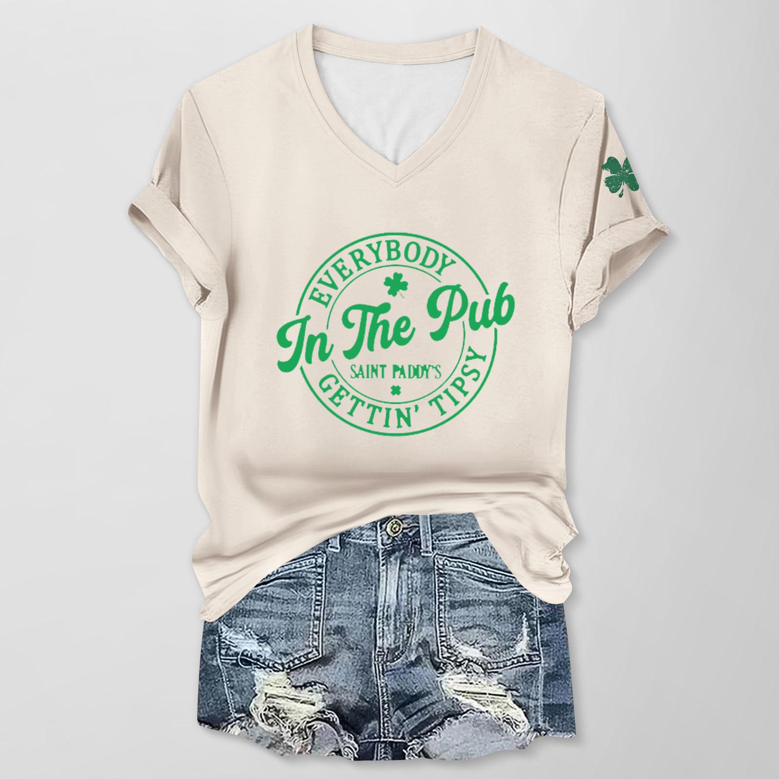 

Женская повседневная одежда St. Футболка с короткими рукавами и V-образным вырезом с принтом Патрика L хаки