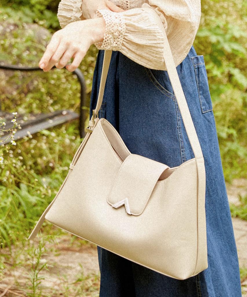 Valluat Ruming Bag_Ivory