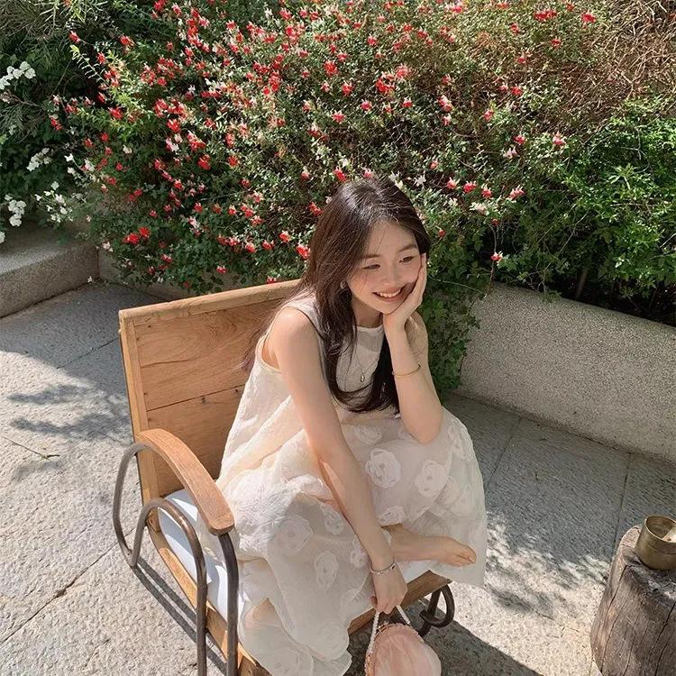 French sweet little print sleeveless dress women's new age-reducing loose and thin meat vest skirt