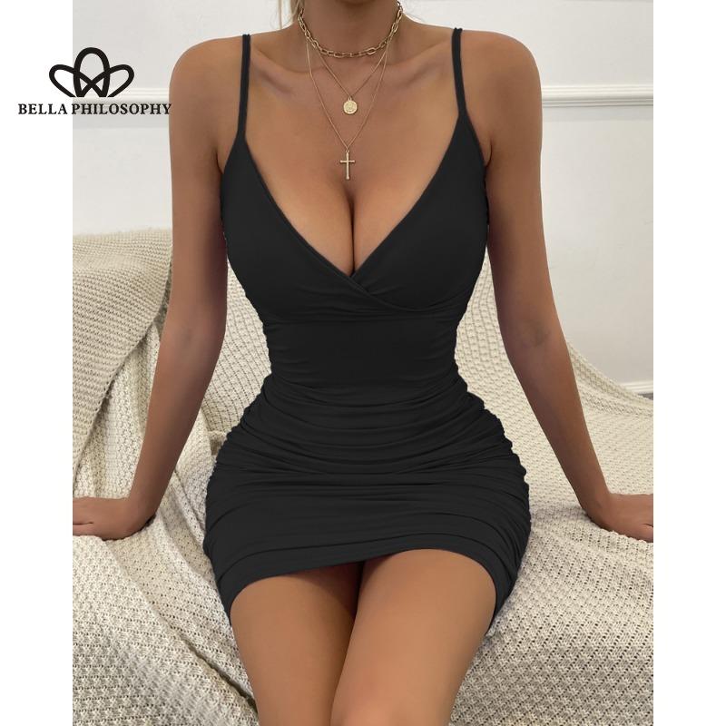 European-American Style Sexy New Sling Dress Summer Cross Pleated Solid Color V-neck Bag Hip Hot Girl Short Dress