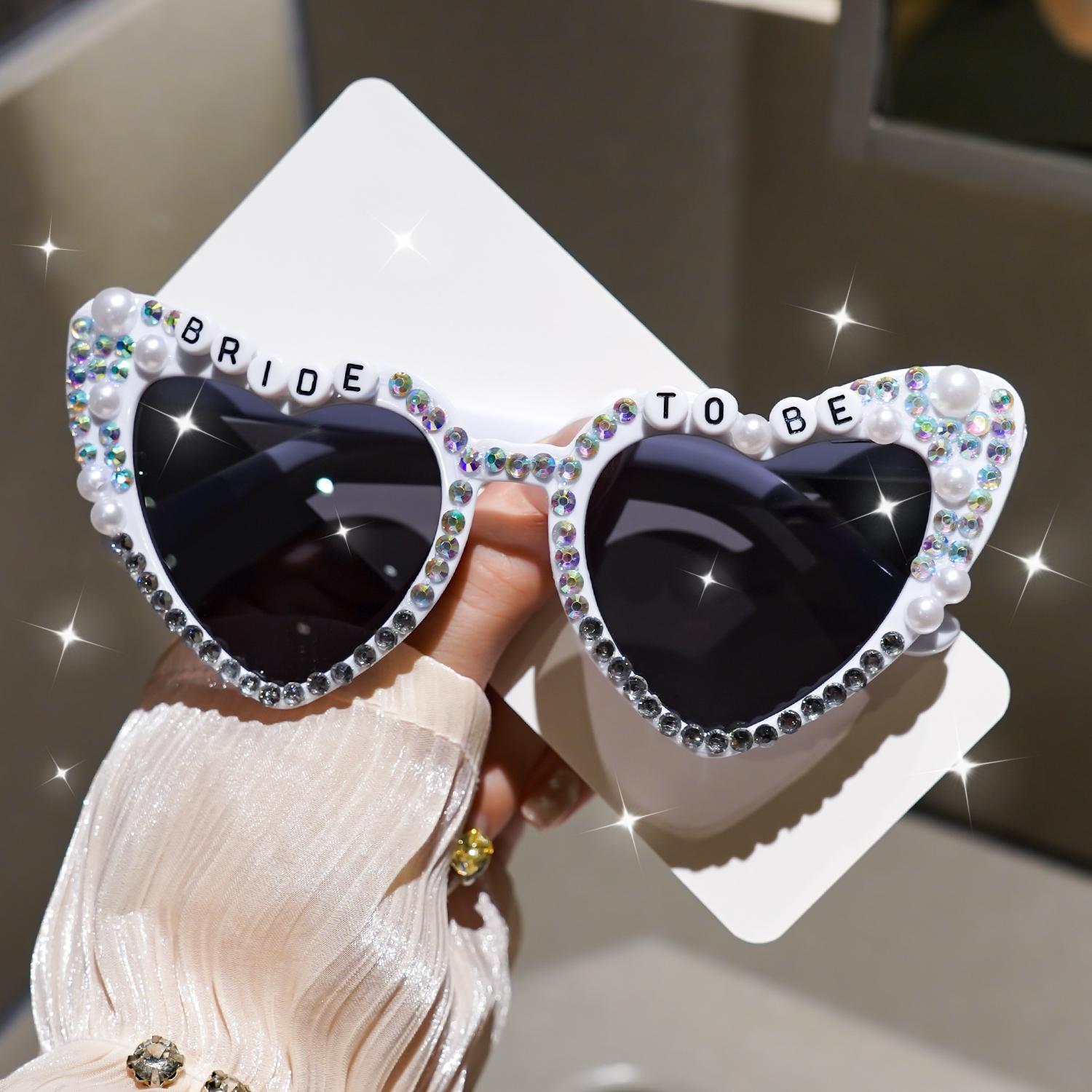 

Elegant Pearl-Embellished Heart-Shaped Sunglasses - Ideal For Bachelorette Parties Bride & Bridesmaid Gifts