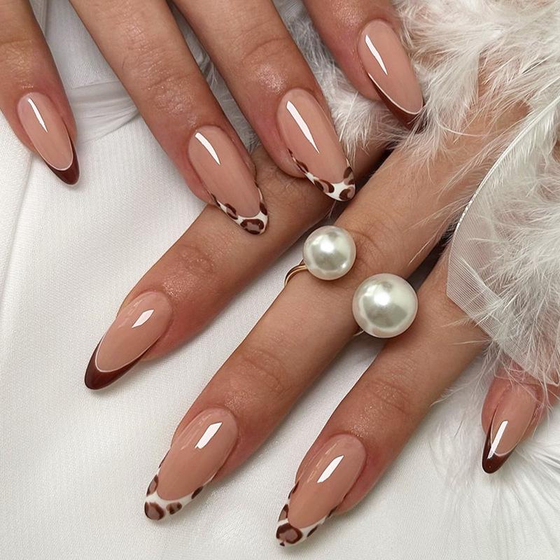 

Leopard Print French Tip Almond-Shaped Wearable Nail Art Tips