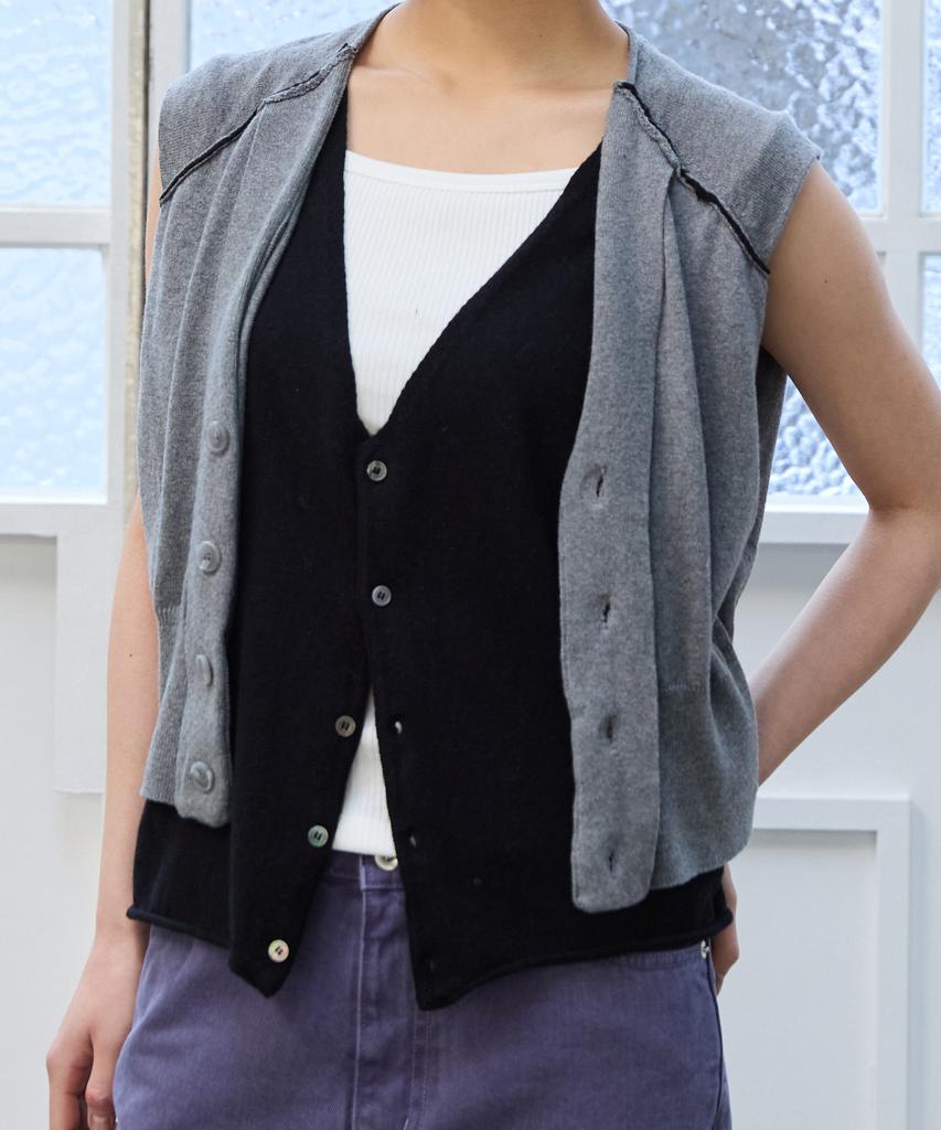 Peullabijeum Layered Knit Vest - Gray