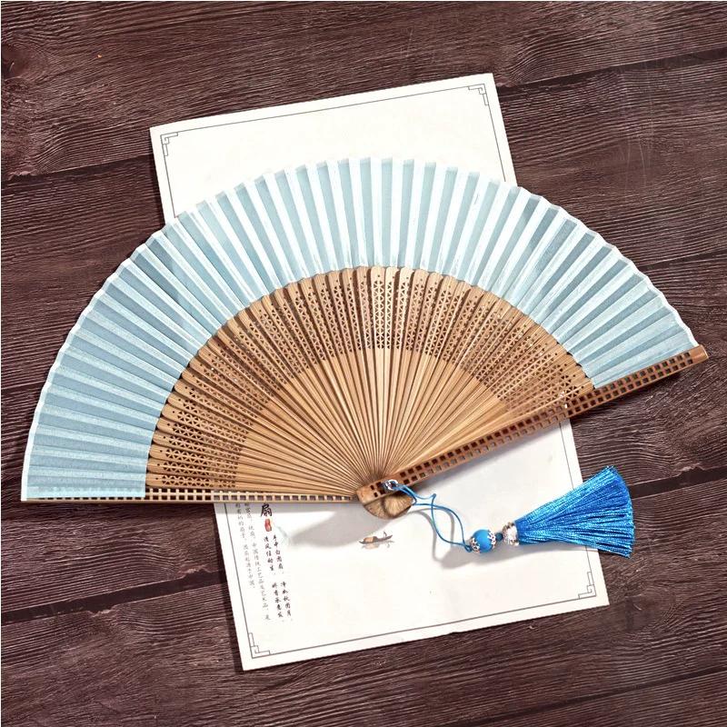 Fan, a New Chinese-Style Folding Fan for Home Use, Solid Color Fan, Chinese Style Portable Hollow Bamboo Fan, Suitable for Pairing with Qipao and