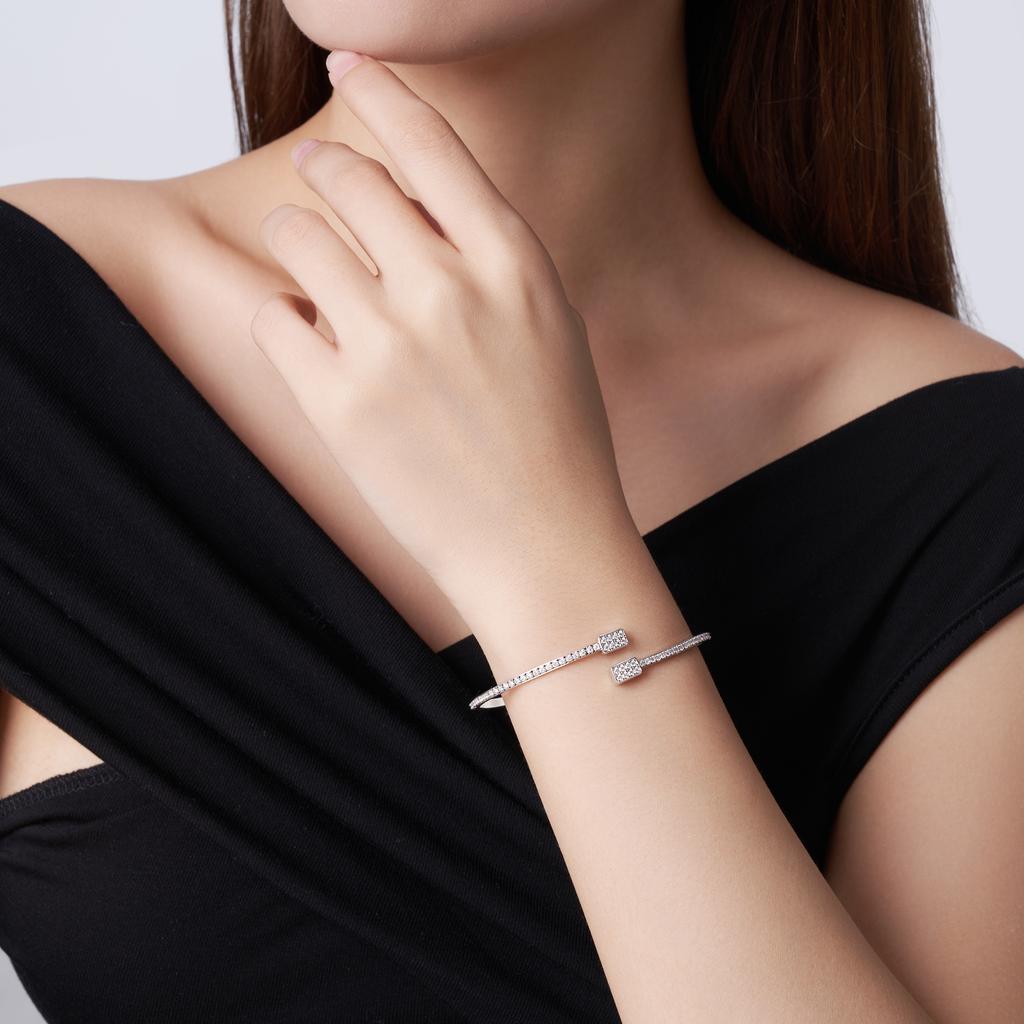 Glänzendes S925 Silber Rundes Moissanit Doppelrechteck Ganzflächig Pavé Schlank Offener Armreif GRA Zertifiziert Eleganter Damen Stapelbarer Armreif