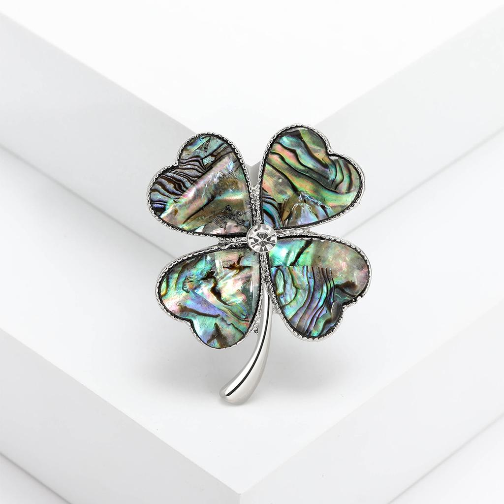 St. Patrick's Day Luxury Shell Four Leaf Clover Brooches for Women Plant Pins Keychain Event Party New Gifts Jewelry Accessories