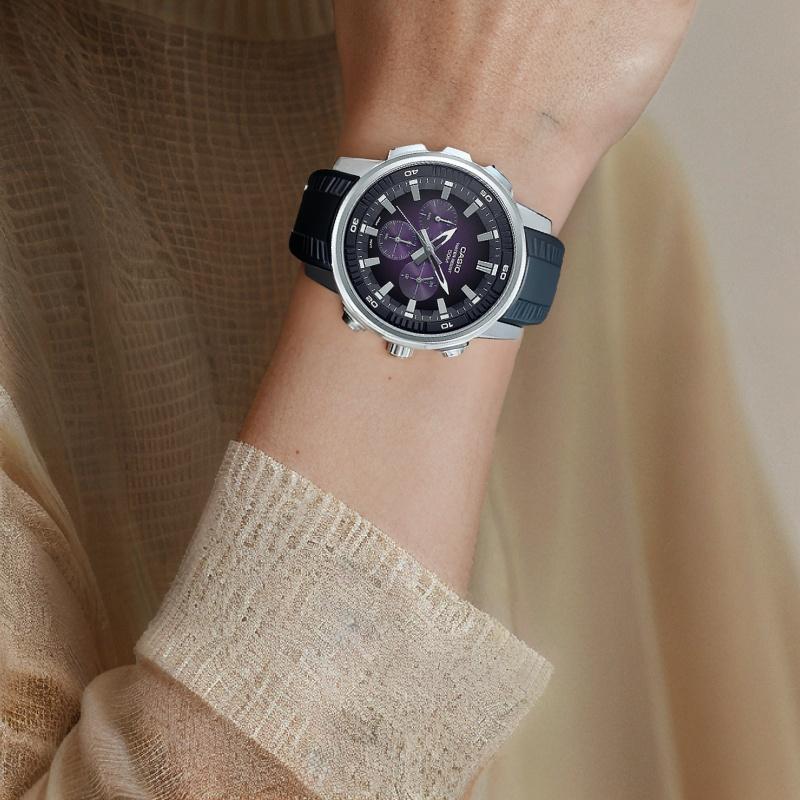 Casio STANDARD Series Classic Simple Exquisite Fashion Purple Men's Watch 50 Meters Waterproof Quartz Movement Resin Strap Japanese and MTP-E505-6AV