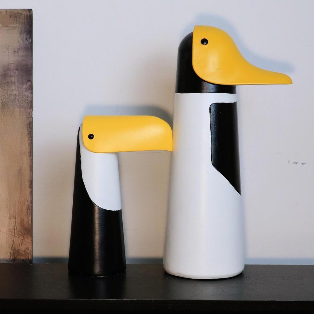 Charming Cartoon Style Yellow-Beaked Duck Resin Ornament for Home Decor
