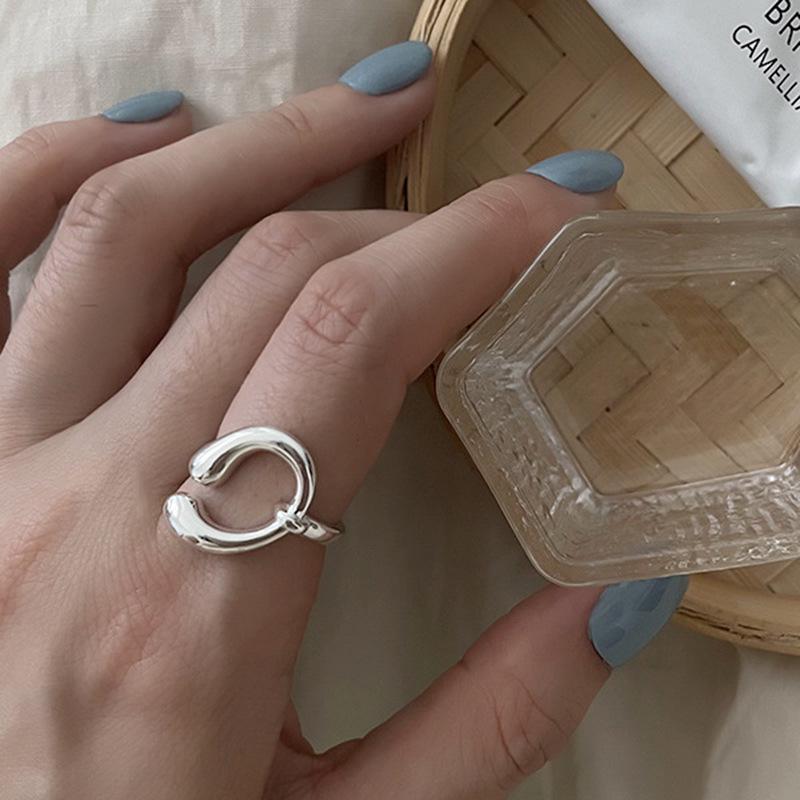 Prsten ve stylu korejském S925 postříbřený s nepravidelným listem - Dámská vintage móda, Jednoduchý zakřivený okraj Srdce Geometrický Otevřený design pro ukazováček.