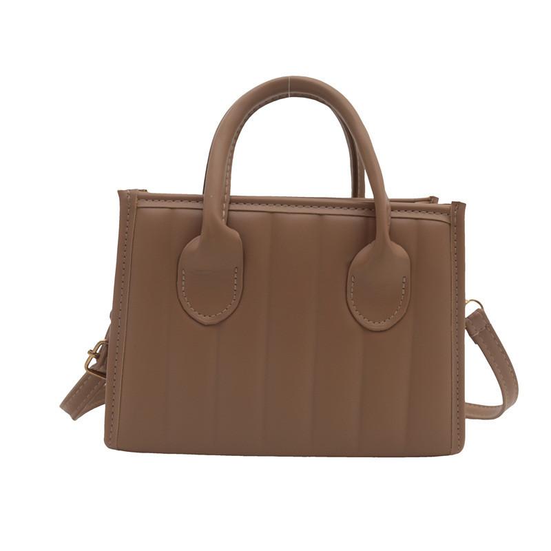 Chic And Versatile Small Square Handbag For Women Perfect For Autumn And Winter