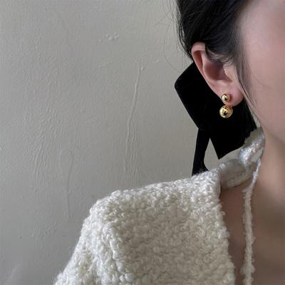 Große und kleine Kugelstecker Ohrringe weiblich ins trendige Persönlichkeit Koreanische Version Nische High-End Schmuck 925 Silbernadel hinten hängend Mode