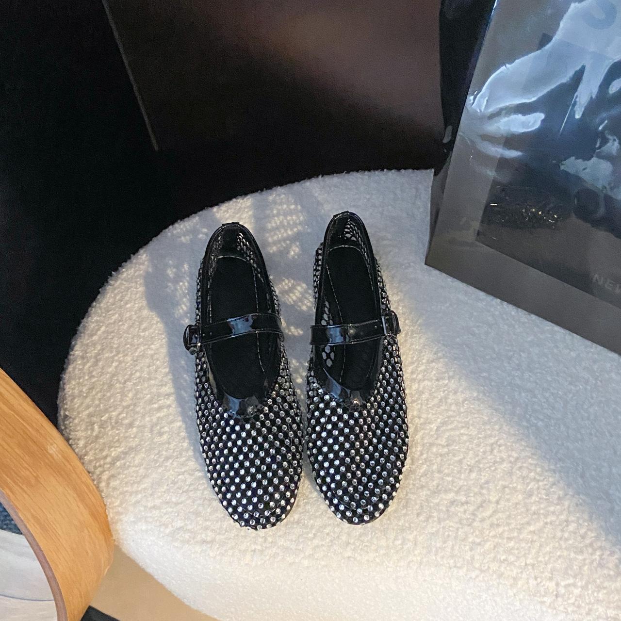 

2025 нове сітчасте слово з балетним взуттям жіночі стрази на плоскій підошві з порожнистими туфлями Мері Джейн великого розміру, рибальське взуття з сітки 44 чорний