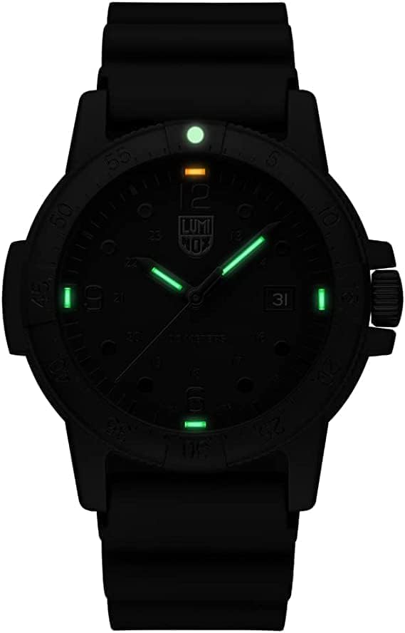 Luminox Sea Bass Carbonox X2.2001 Watch with Green Logo, Black, 44mm, Swiss Made, Not Available In Japan [Parallel Import]