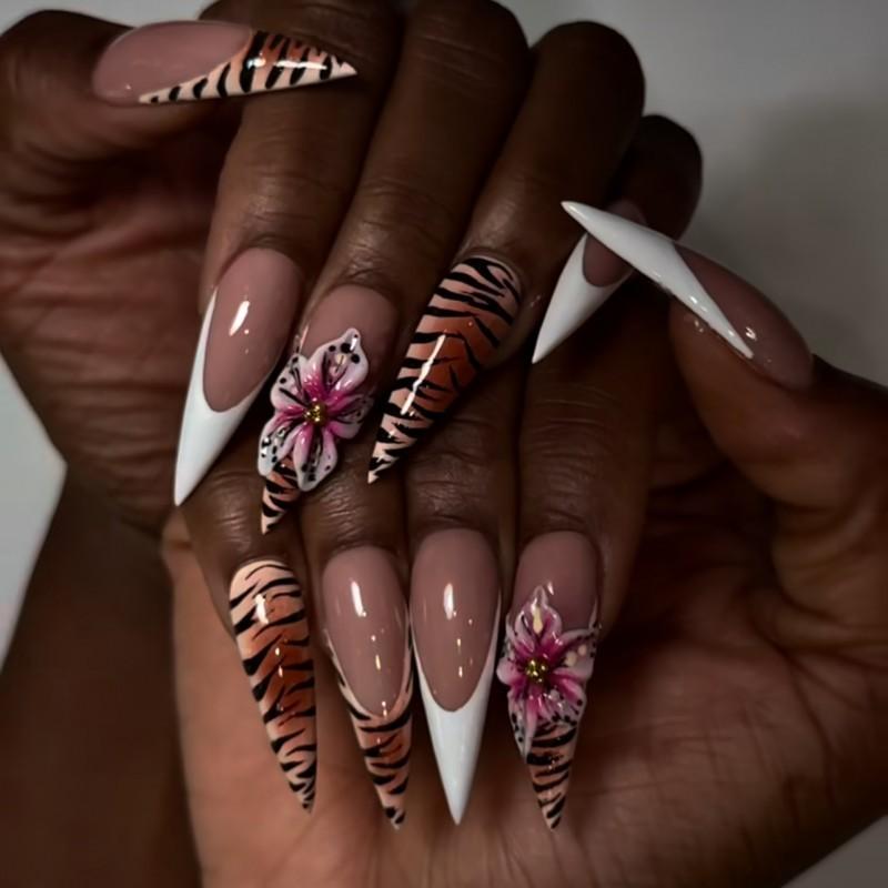 

European American Autumn Winter Hot Nail Art French Minimalist White Wearable Patch Leopard Print 3D Flower Fake