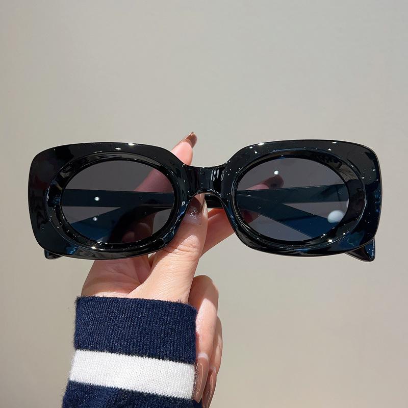 

Luxury Brand Designer Square Sunglasses Women For Men Vintage Stylish Sun Glasses Trendy Punk Oval Lens Travel Shades UV400 Quality