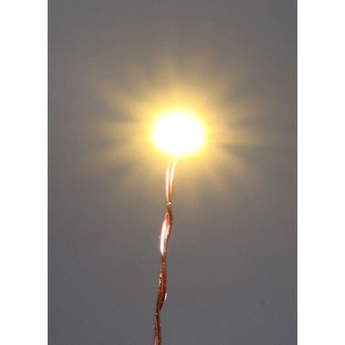 Pre-wired 0.16mm 0603 (1608) chip LEDs. 20 pairs. Ideal for lighting dioramas, plastic models, miniature cars, etc. Includes 60 resistors (3 types: 3V