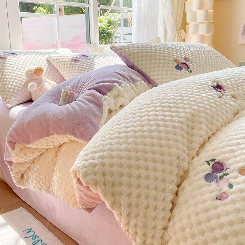 Bean Fleece Bed Four-Piece Set Thickened Milk Coral Fleece Bedding Children'S Flannel Quilt Cover Sheets