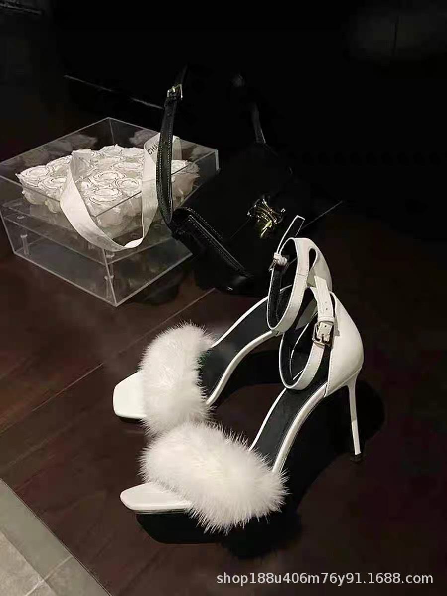 

2025 spring and summer new temperament socialite mink hair word with sandals sexy white square head high heels women s stiletto 34 белый
