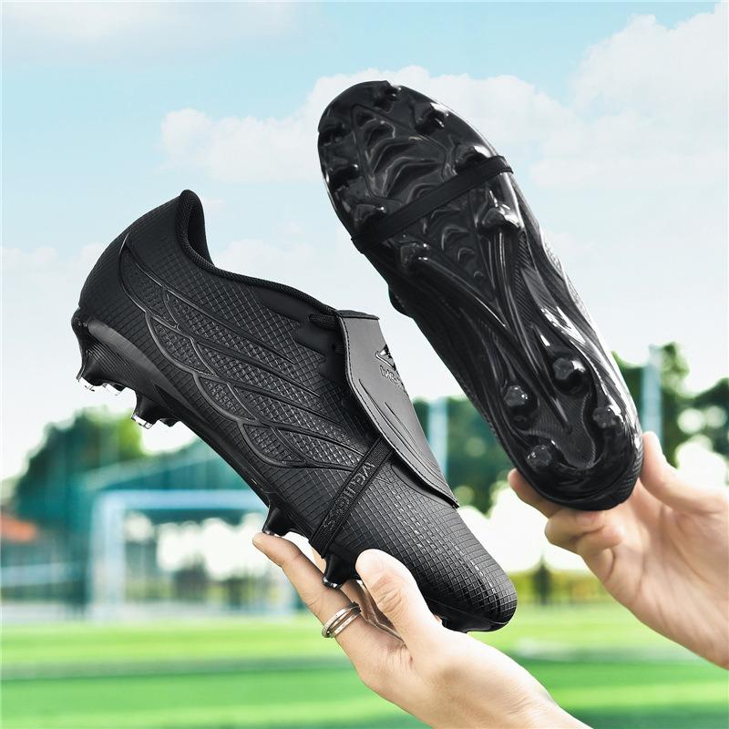 New low-top football shoes, men's and children's broken nails, artificial turf long nails, student competition training shoes, non-slip