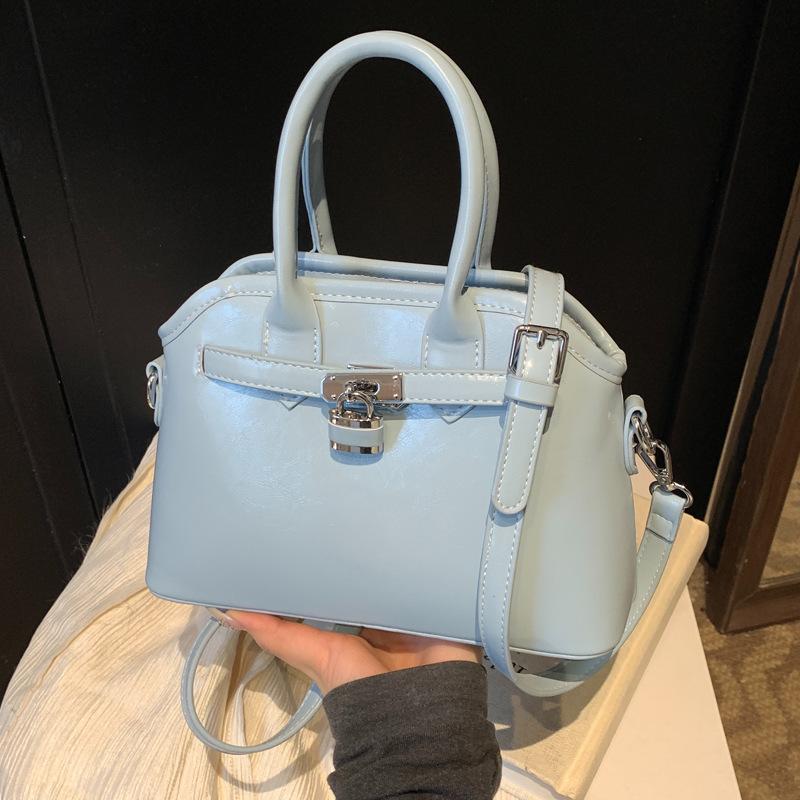 Portable Premium Casual Bag Women's 2025 New Korean Version Fashion Versatile Shoulder Bag Trend Versatile Casual Women's Bag