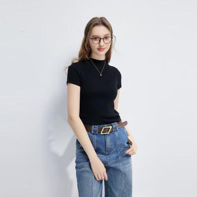 Üst Kıyafetler – T-shirtler