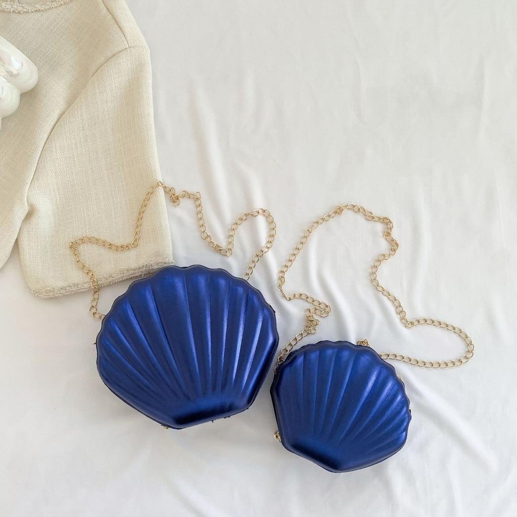 2025 New Spring Trend Chain Shoulder Messenger Bag Women's Foreign Style Striped Shell Bag Simple Casual Bag Women