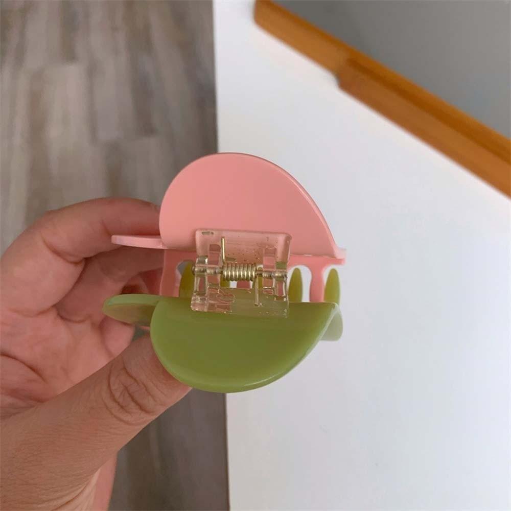 Elegant Acetic Acid Hair Claw Acrylic Plaid Hair Claw Fashion Heart Shark Clip  Friends