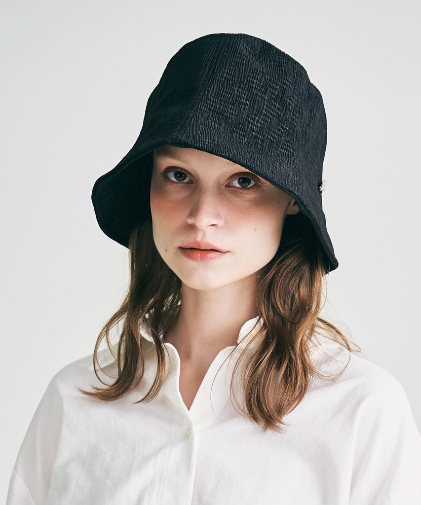 Elkebeullum Pleats Black Bucket Hat