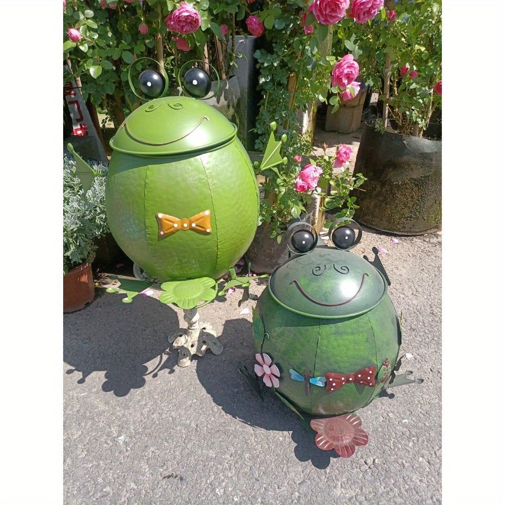 1 Rustproof Iron Frog Trash Can , Outdoor Garden Lawn Decorative Bin, Rain-Resistant Photo Prop for Courtyard and Airbnb Decoration